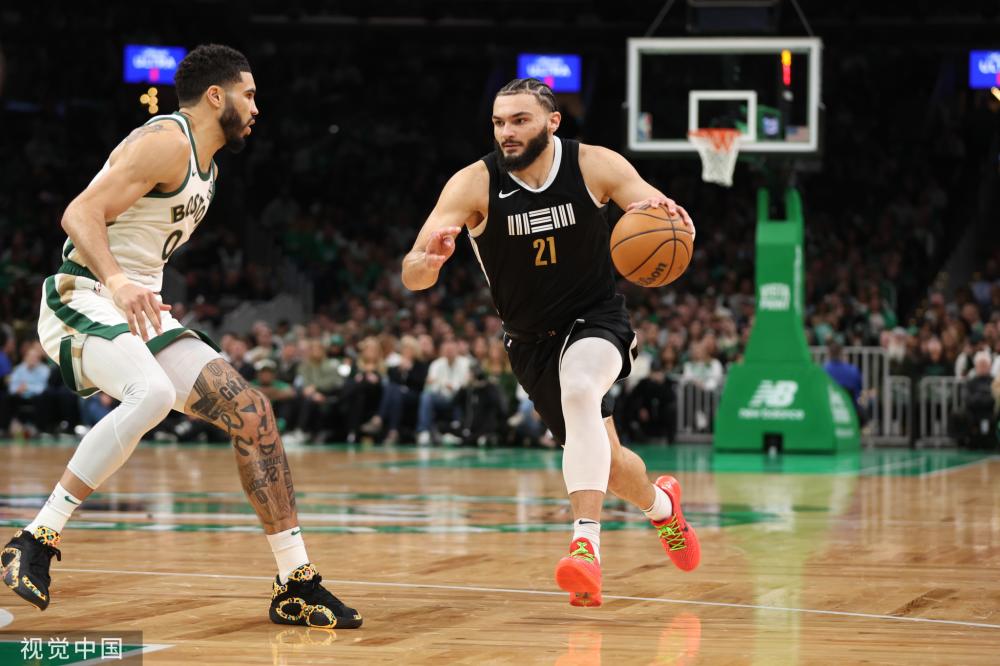 他自信满满 他自信满满