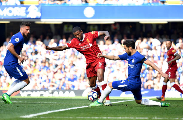 而且他過往 而且他過往